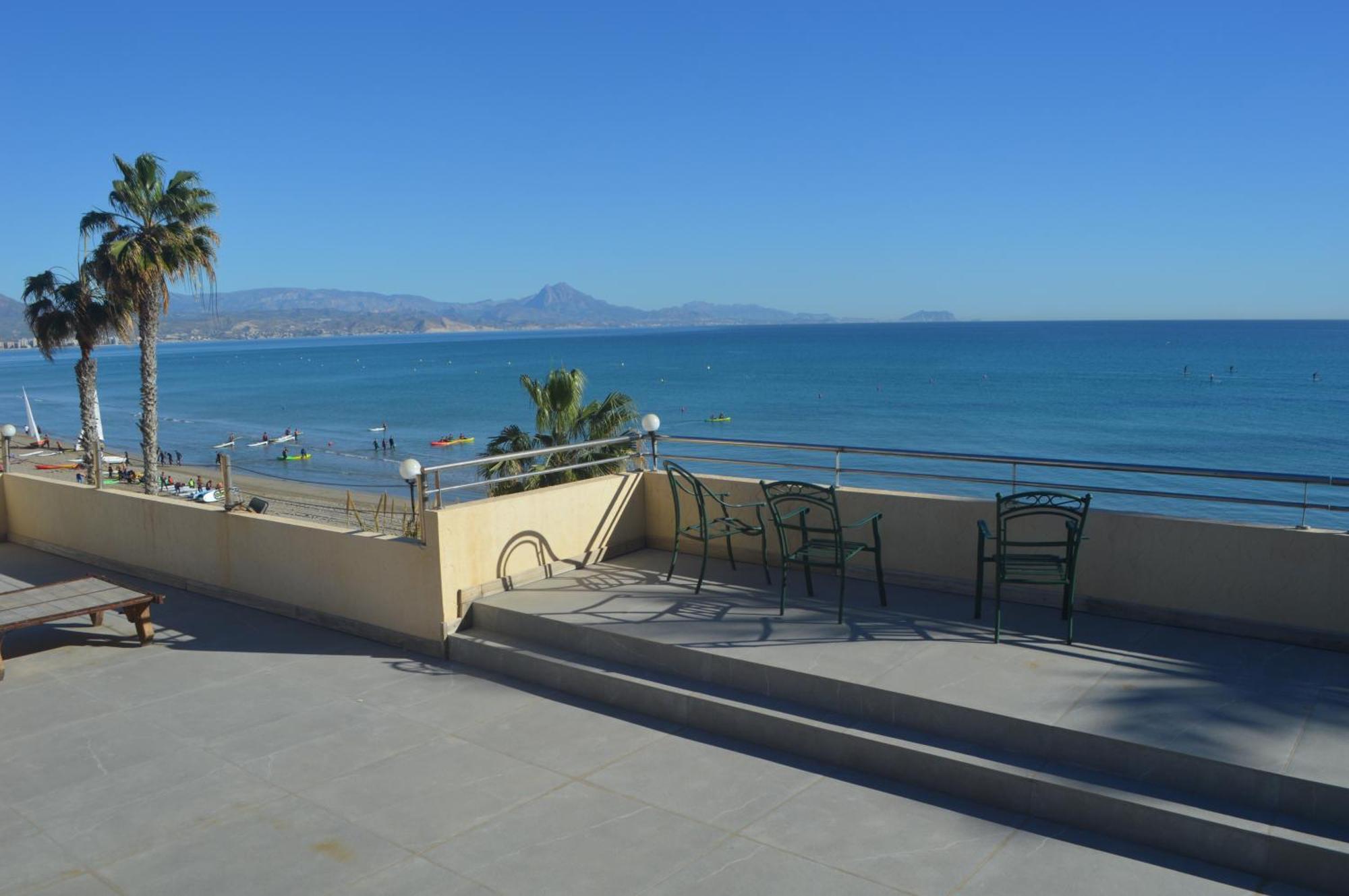 Excepcional Apartamento Loft A Pie De Playa En Chalet Roquetes Alicante Kültér fotó
