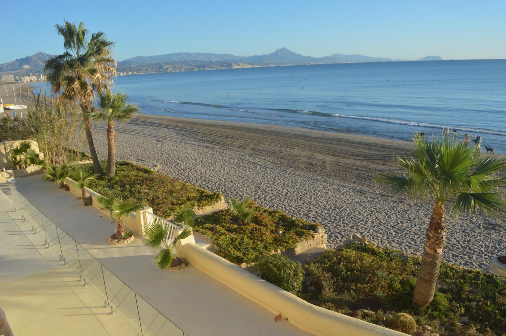Excepcional Apartamento Loft A Pie De Playa En Chalet Roquetes Alicante Kültér fotó