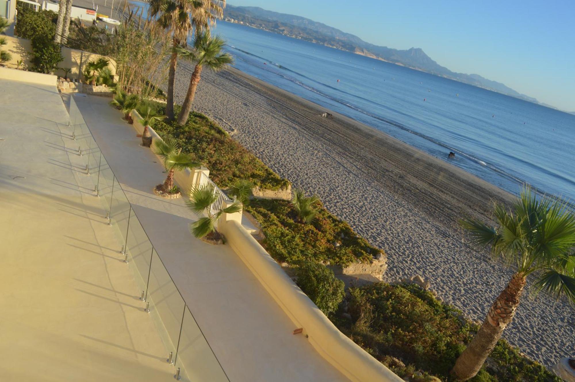 Excepcional Apartamento Loft A Pie De Playa En Chalet Roquetes Alicante Kültér fotó